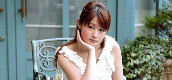 光と影、そして“巨乳”の記録——曽根里美のAVデビューから現在まで